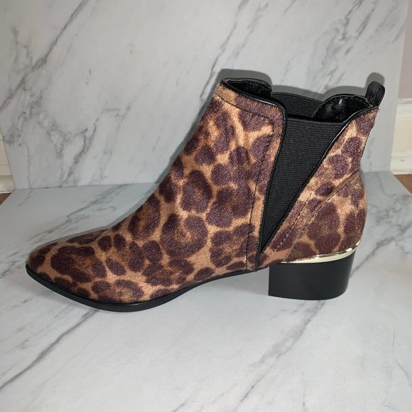 BRAND NEW NINE WEST Puss Print Boots Size 6 - Picture 2 of 6